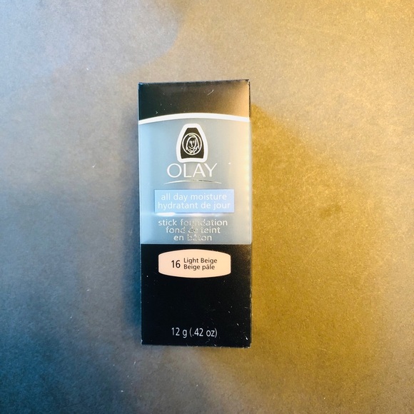 Oil of Olay stick foundation light beige - Picture 1 of 2